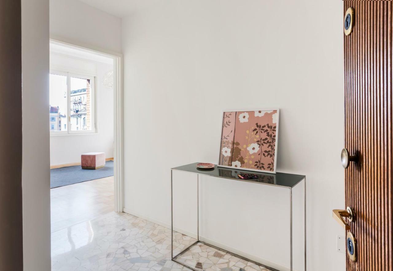 Amazing Apartment With A View Milan Exterior photo